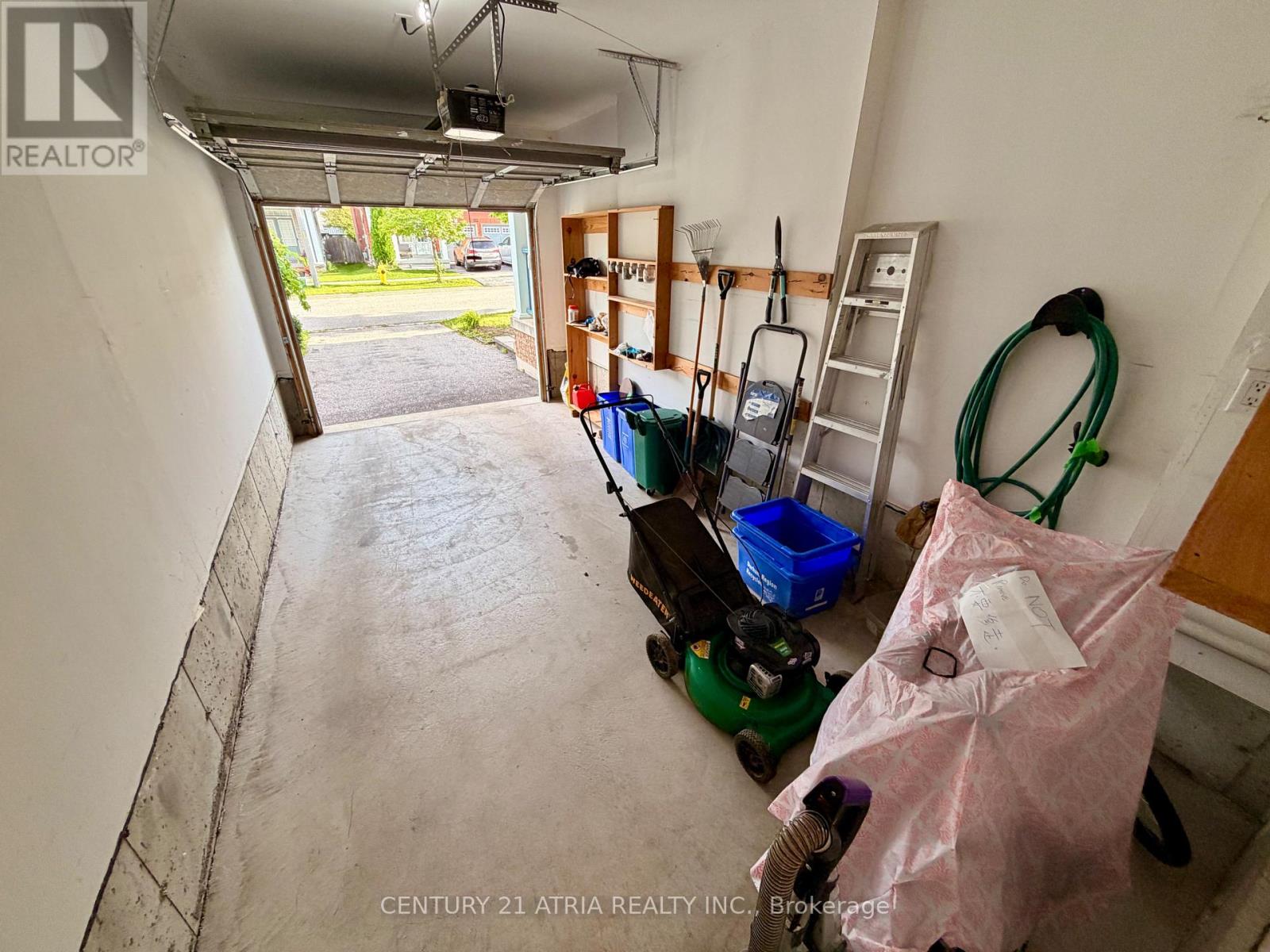 101 Elliottglen Drive, Ajax, Ontario  L1Z 0G9 - Photo 33 - E13767462