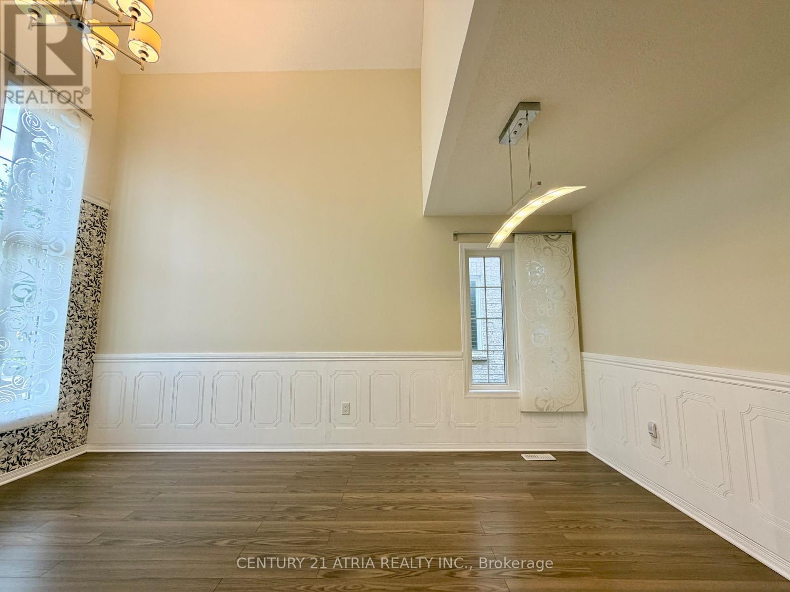 101 Elliottglen Drive, Ajax, Ontario  L1Z 0G9 - Photo 7 - E13767462