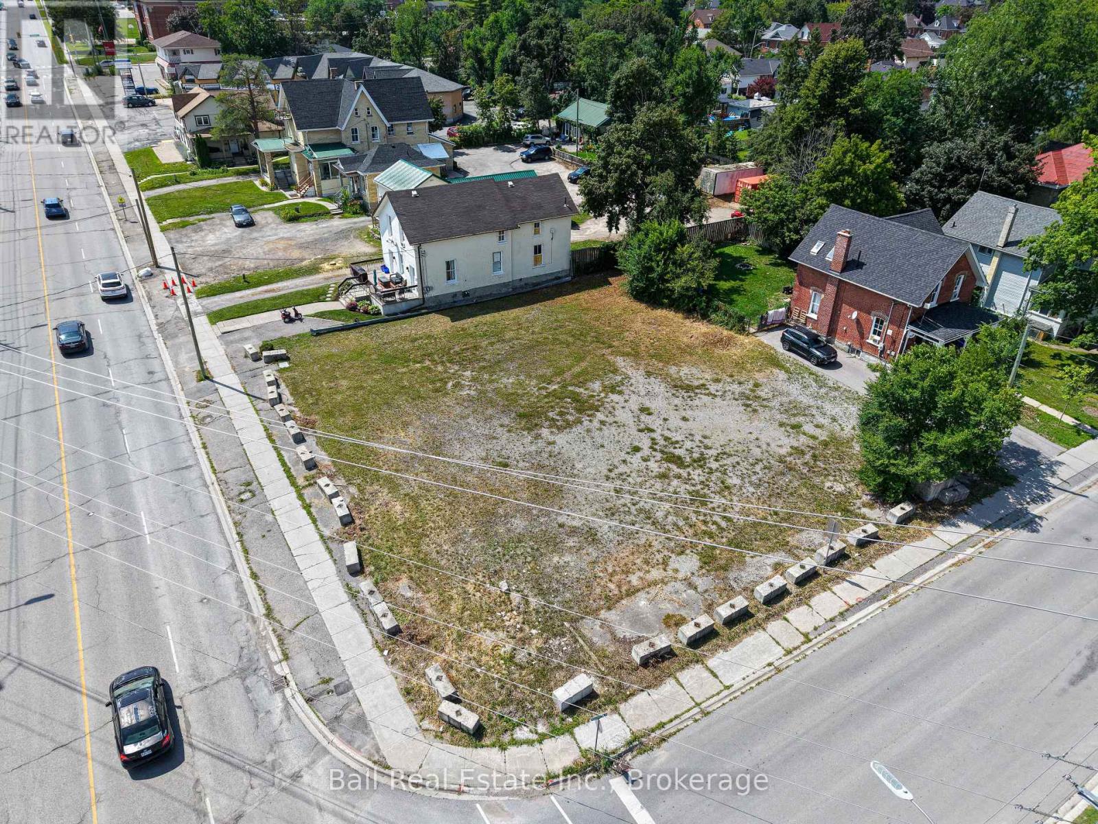 220 Kent Street W, Kawartha Lakes, Ontario  K9V 2Z2 - Photo 2 - X13761838
