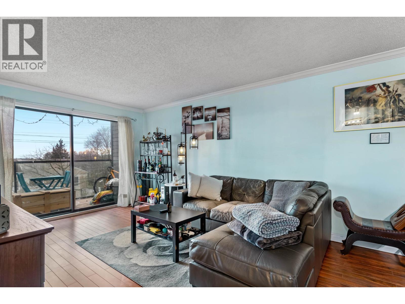 306 315 Tenth Street, New Westminster, British Columbia  V3M 3Y2 - Photo 3 - R3163766