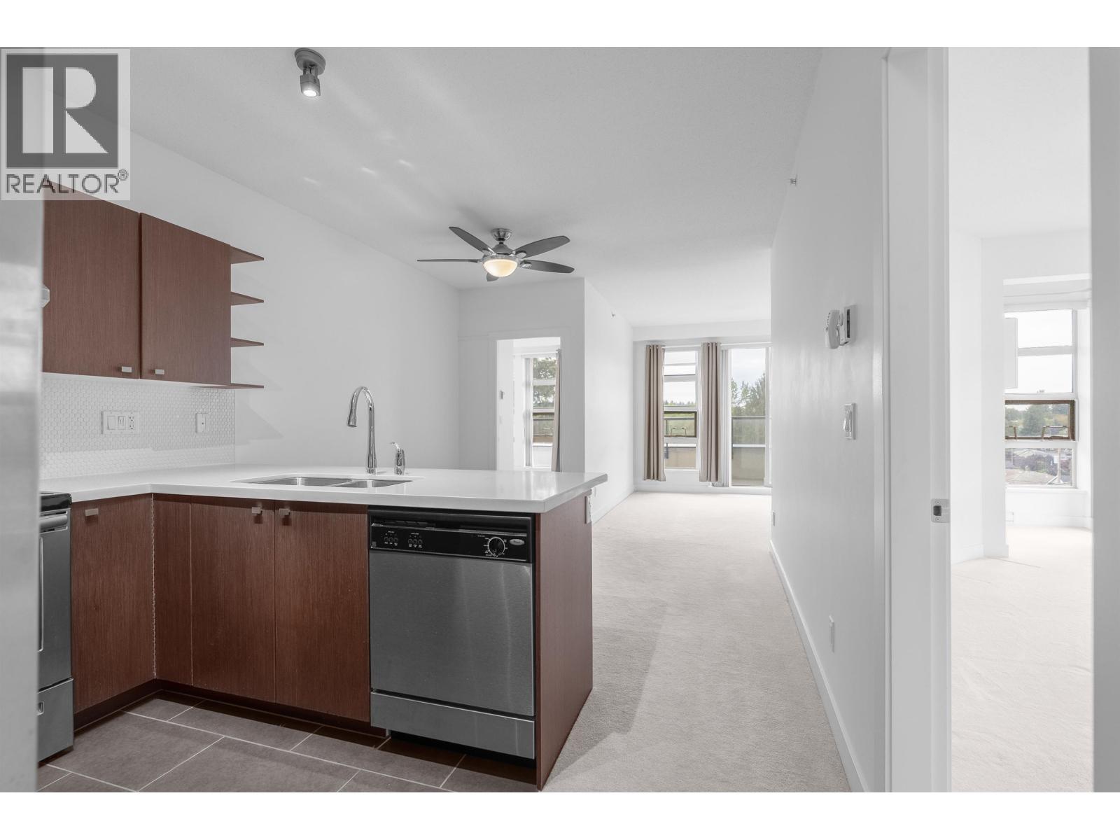 407 4550 Fraser Street, Vancouver, British Columbia  V5V 4G8 - Photo 3 - R3163770
