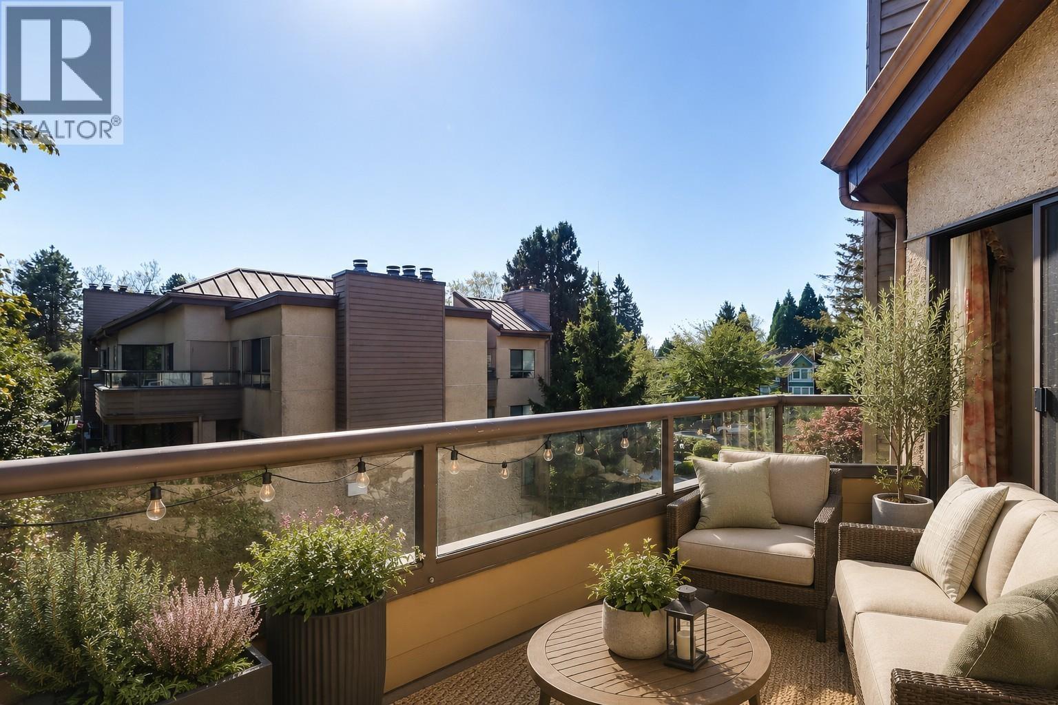 303 1690 Augusta Avenue, Burnaby, British Columbia  V5A 2V6 - Photo 11 - R3163793