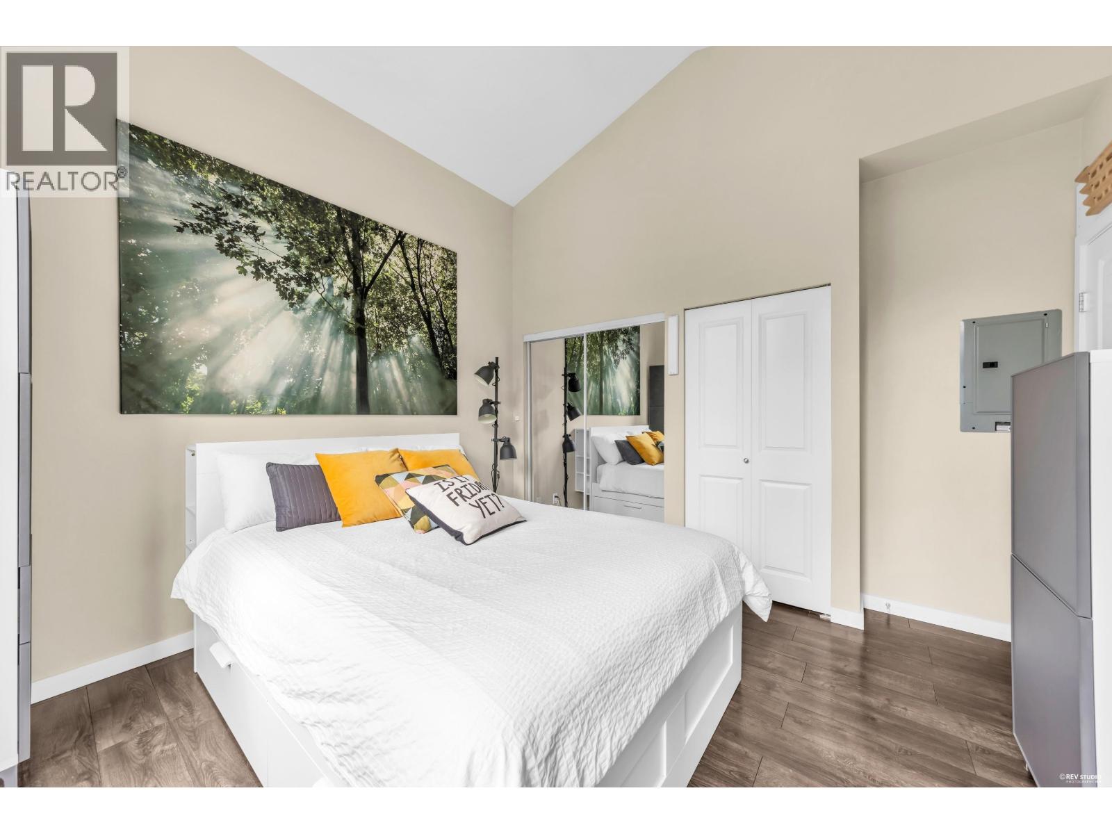 402 265 Ross Drive, New Westminster, British Columbia  V3L 0C8 - Photo 12 - R3163794