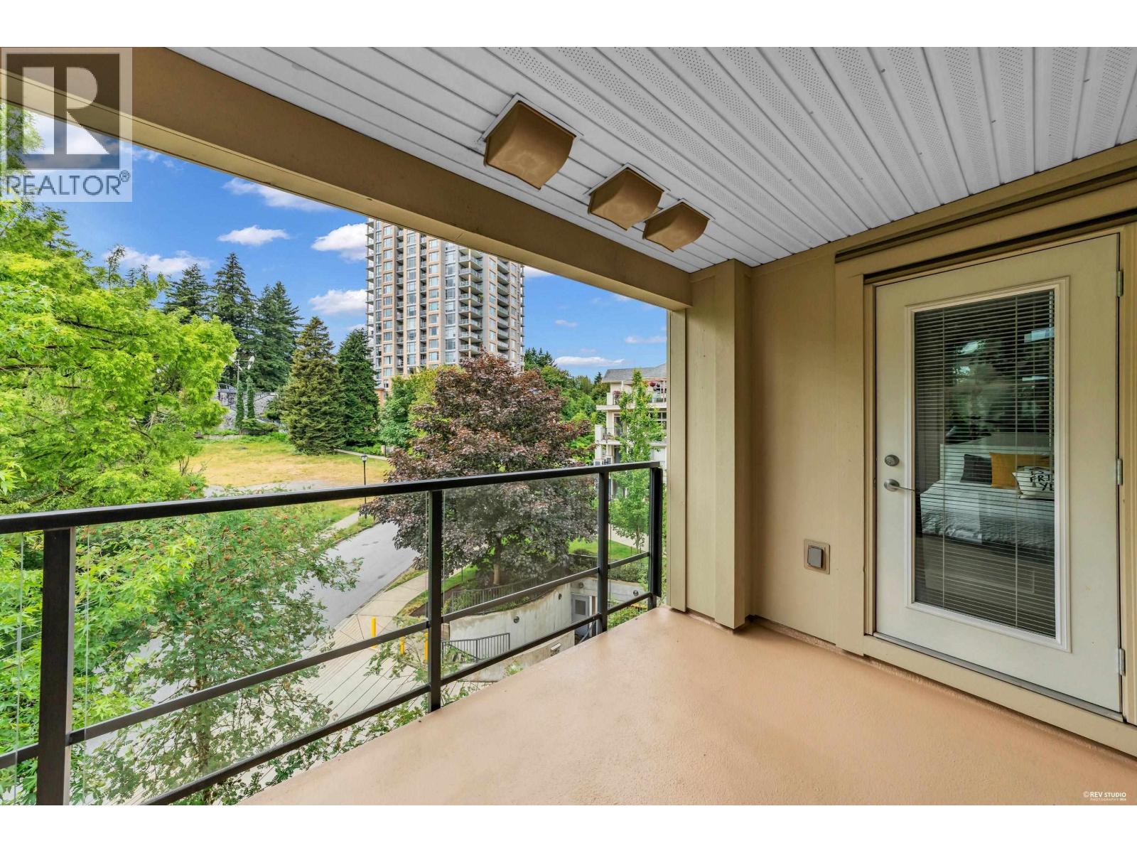 402 265 Ross Drive, New Westminster, British Columbia  V3L 0C8 - Photo 18 - R3163794