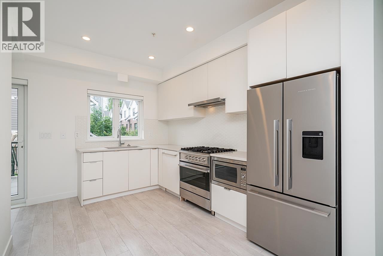 144 678 Fairview Street, Coquitlam, British Columbia  V3J 0N1 - Photo 12 - R3163804