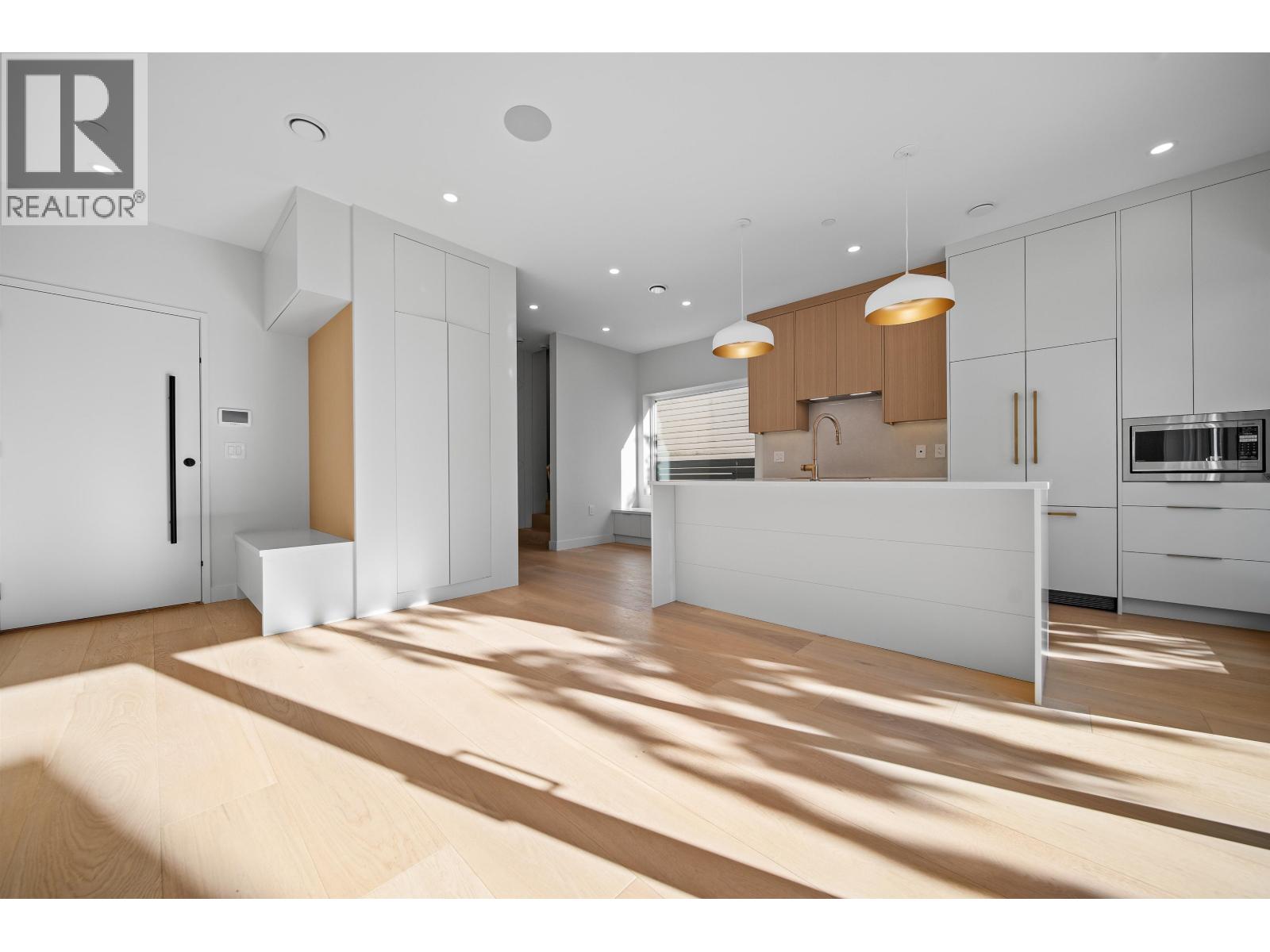 5407 Wales Street, Vancouver, British Columbia  V5R 3M9 - Photo 12 - R3163810