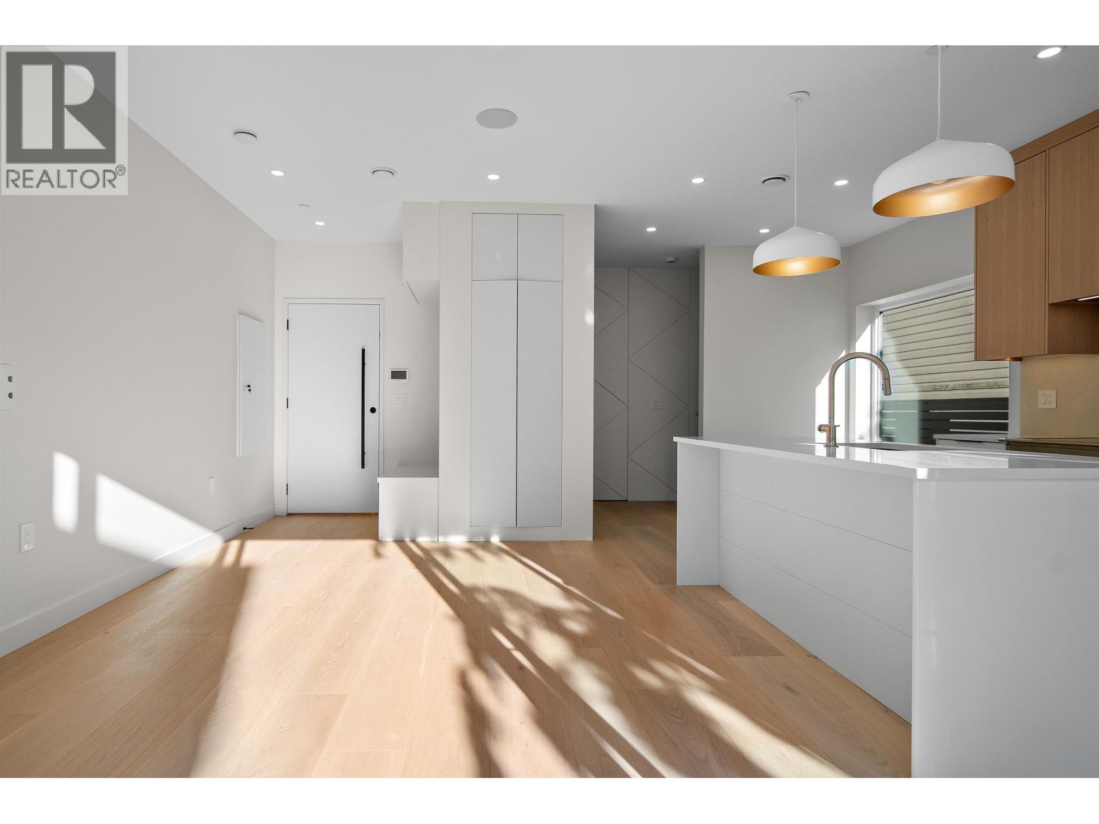 5407 Wales Street, Vancouver, British Columbia  V5R 3M9 - Photo 13 - R3163810