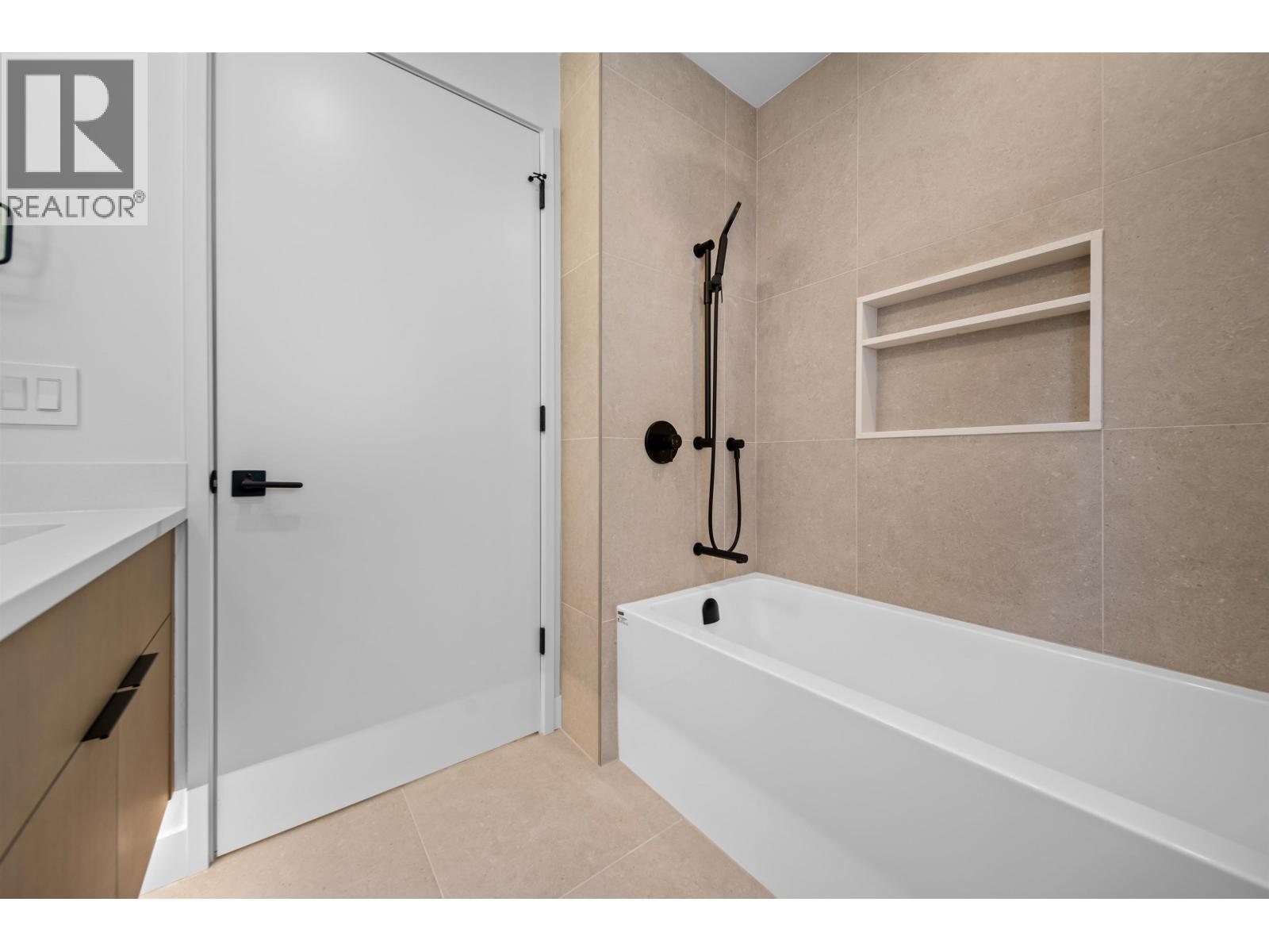 5407 Wales Street, Vancouver, British Columbia  V5R 3M9 - Photo 23 - R3163810