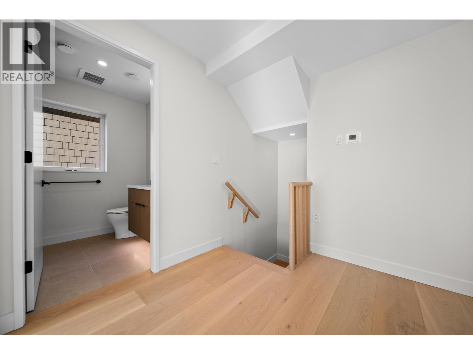 5407 Wales Street, Vancouver, British Columbia  V5R 3M9 - Photo 30 - R3163810