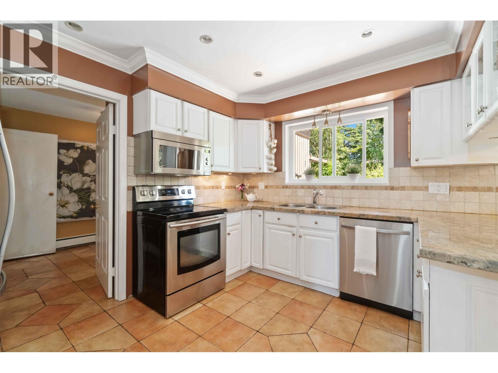 4106 Staulo Crescent, Vancouver, British Columbia  V6N 3S2 - Photo 18 - R3163784