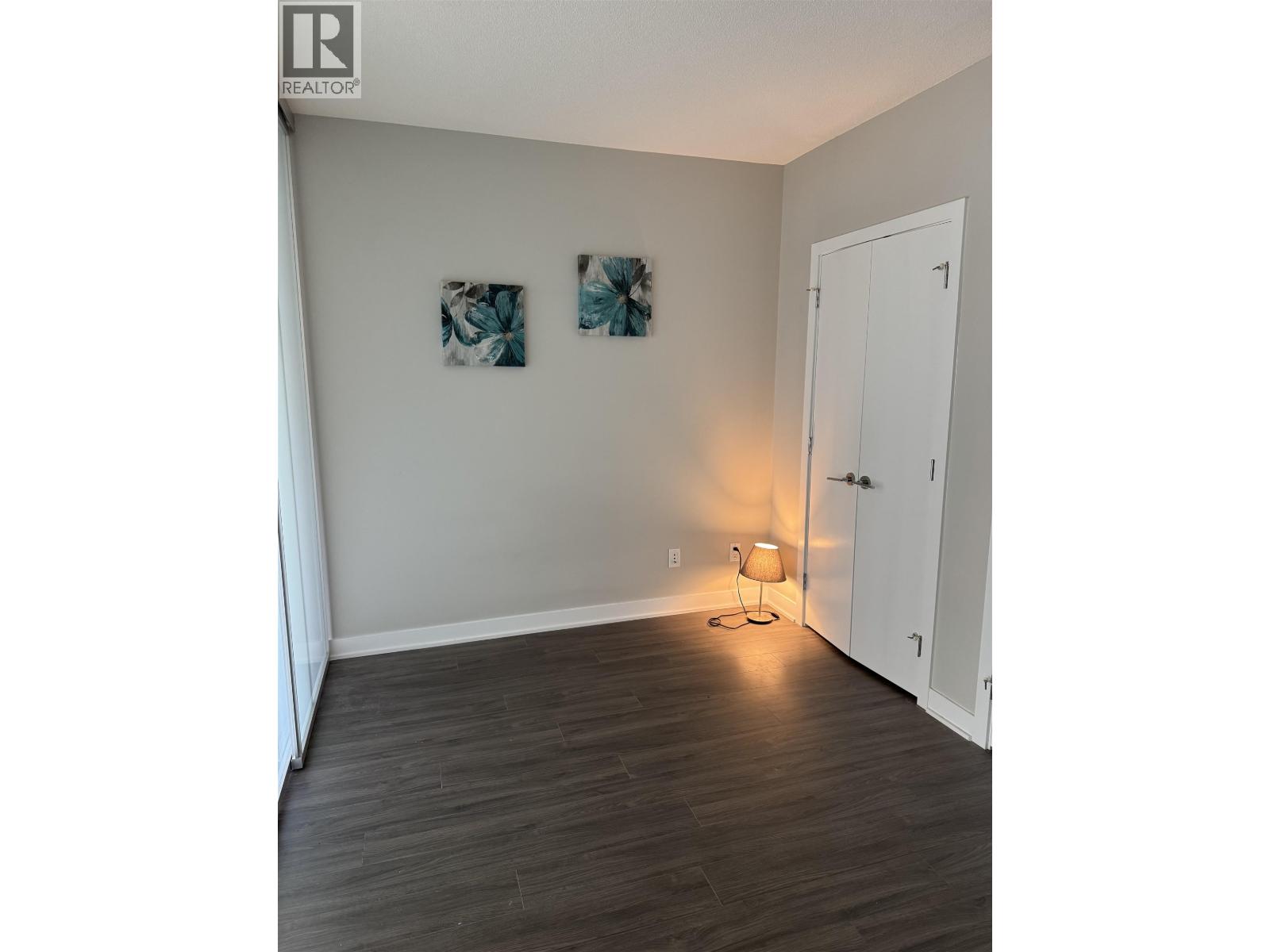 303 4900 Lennox Lane, Burnaby, British Columbia  V5H 0G9 - Photo 3 - R3163817