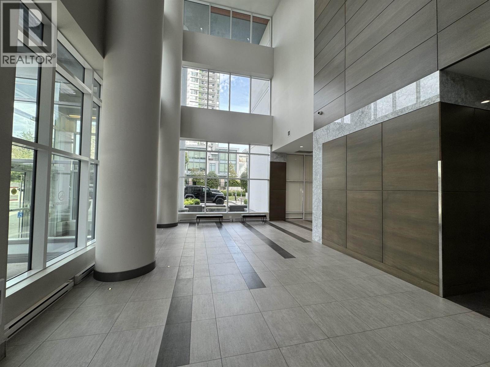 303 4900 Lennox Lane, Burnaby, British Columbia  V5H 0G9 - Photo 6 - R3163817