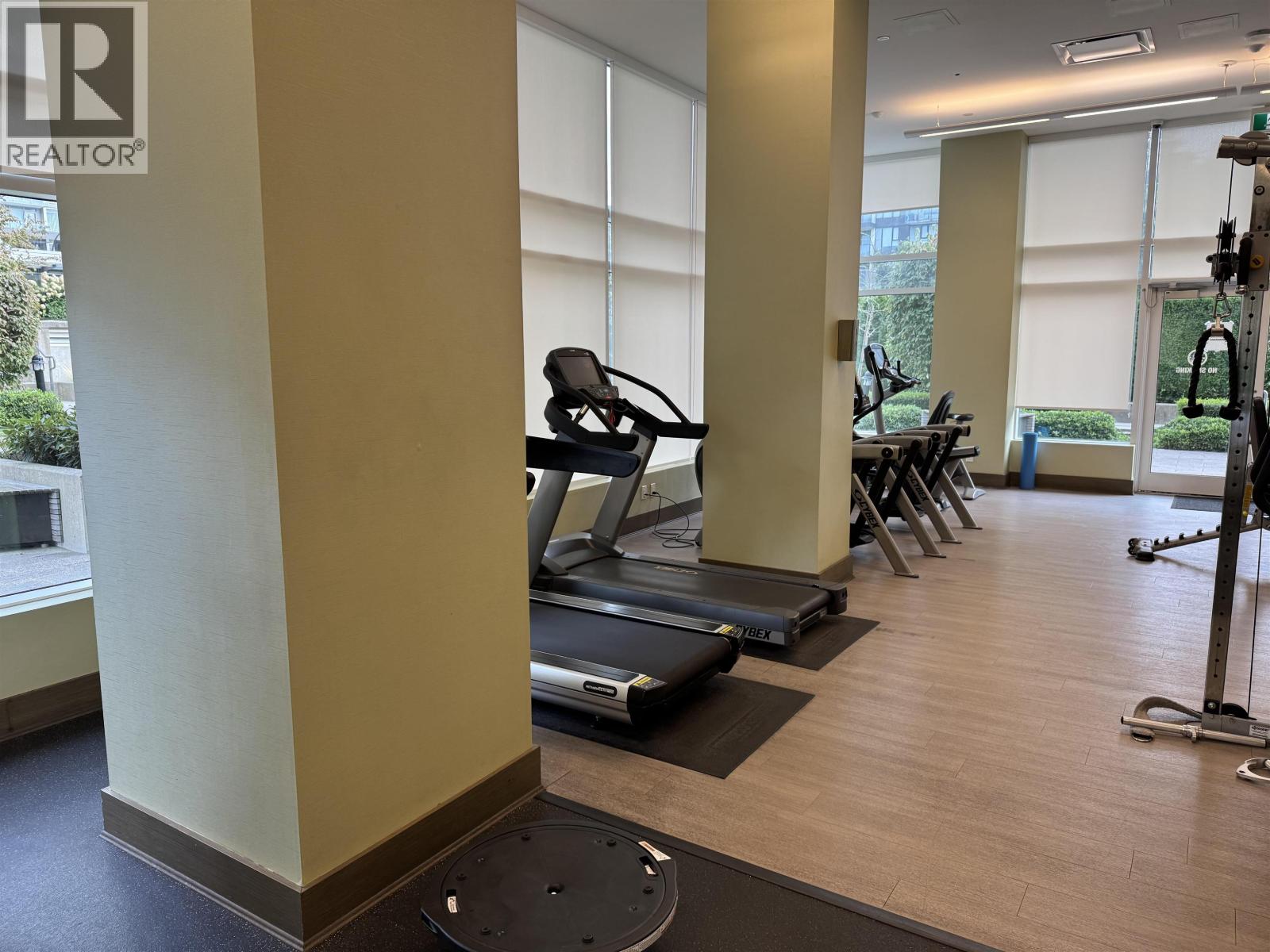 303 4900 Lennox Lane, Burnaby, British Columbia  V5H 0G9 - Photo 9 - R3163817