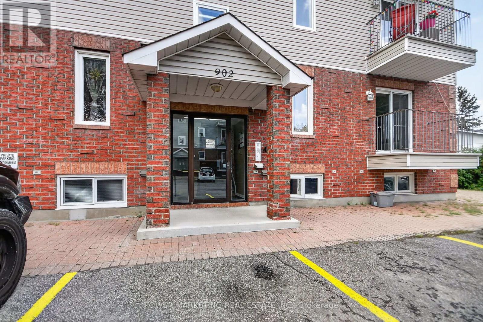100 - 902 Notre Dame Street, Russell, Ontario  K0A 1W0 - Photo 2 - X13690386