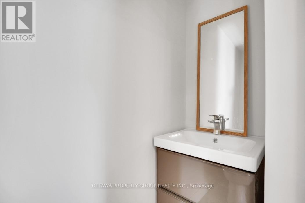 A - 149 Concord Street, Ottawa, Ontario K1S 0Z3 - Photo 6 - X13763786