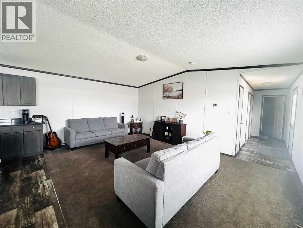 19 Eastbrook Drive E, Brooks, Alberta  T1R 0H9 - Photo 6 - A2344140