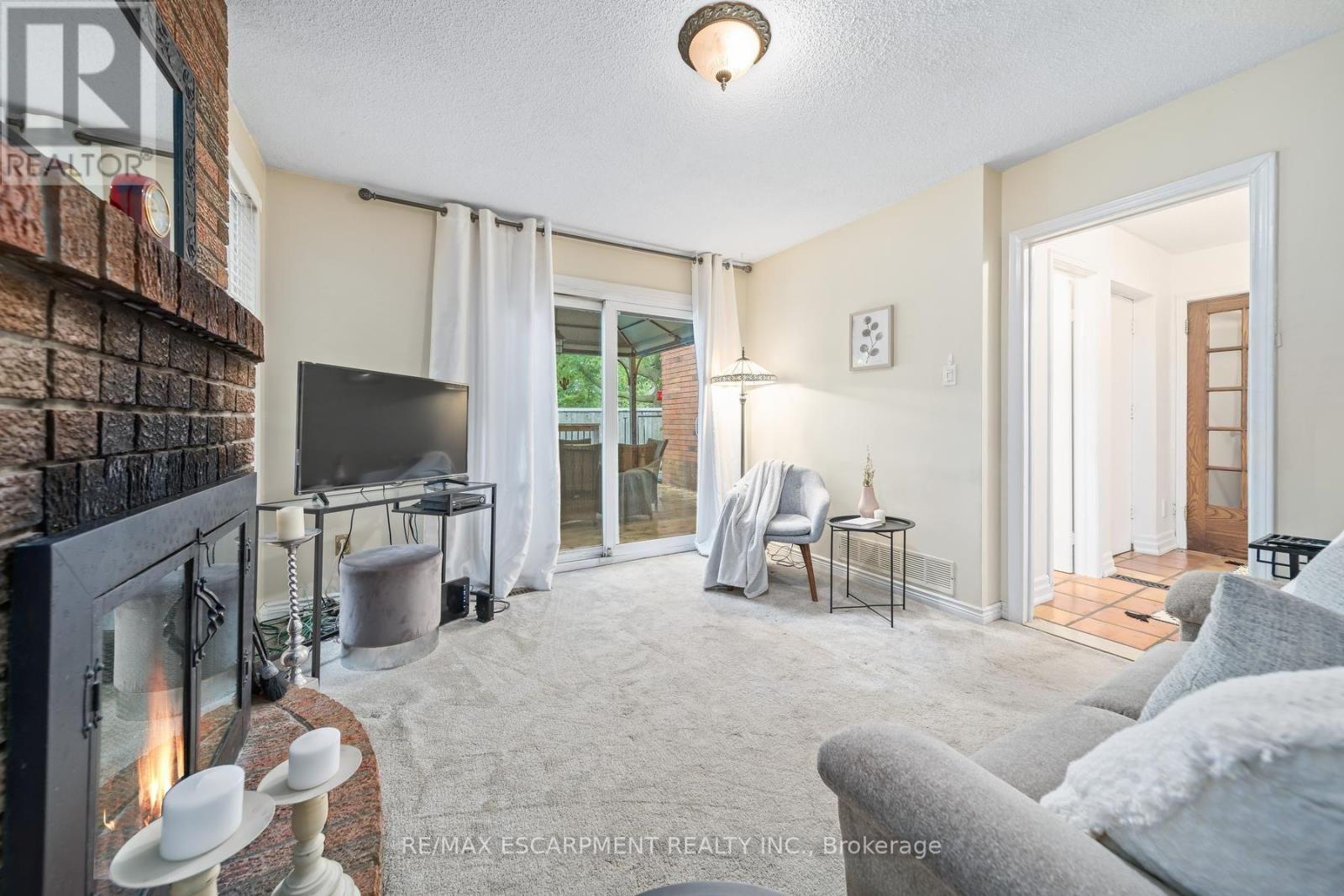 2760 Cathian Court, Mississauga, Ontario  L5L 2C7 - Photo 18 - W13767364
