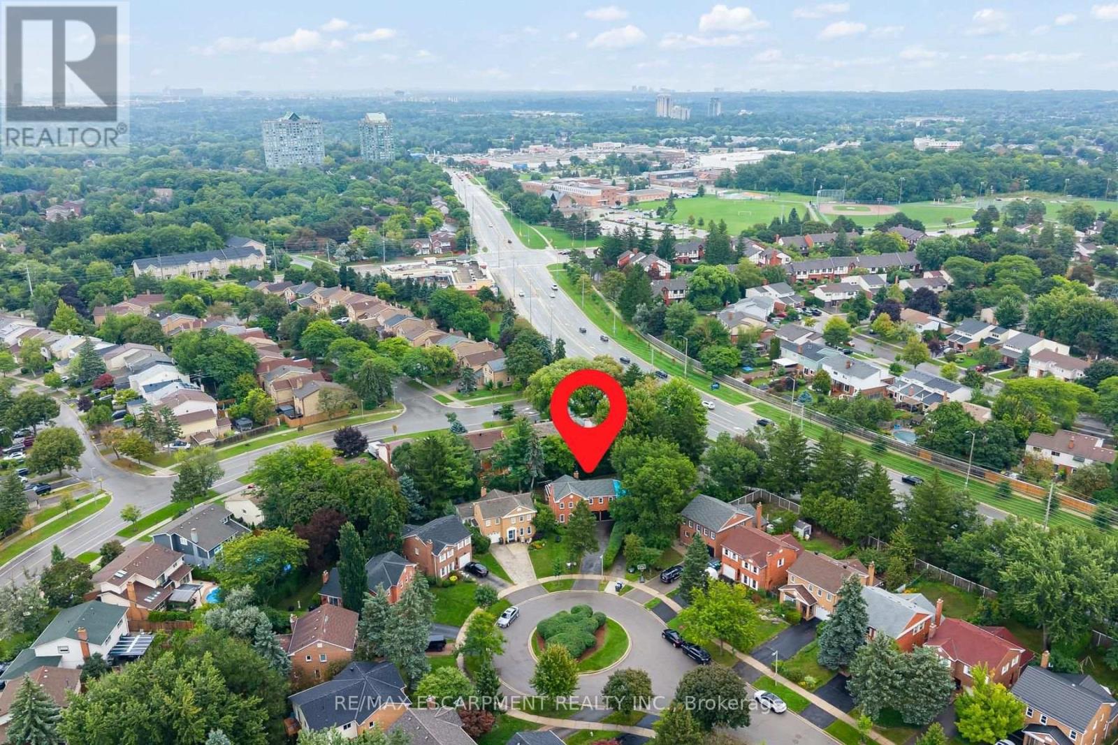 2760 Cathian Court, Mississauga, Ontario  L5L 2C7 - Photo 2 - W13767364
