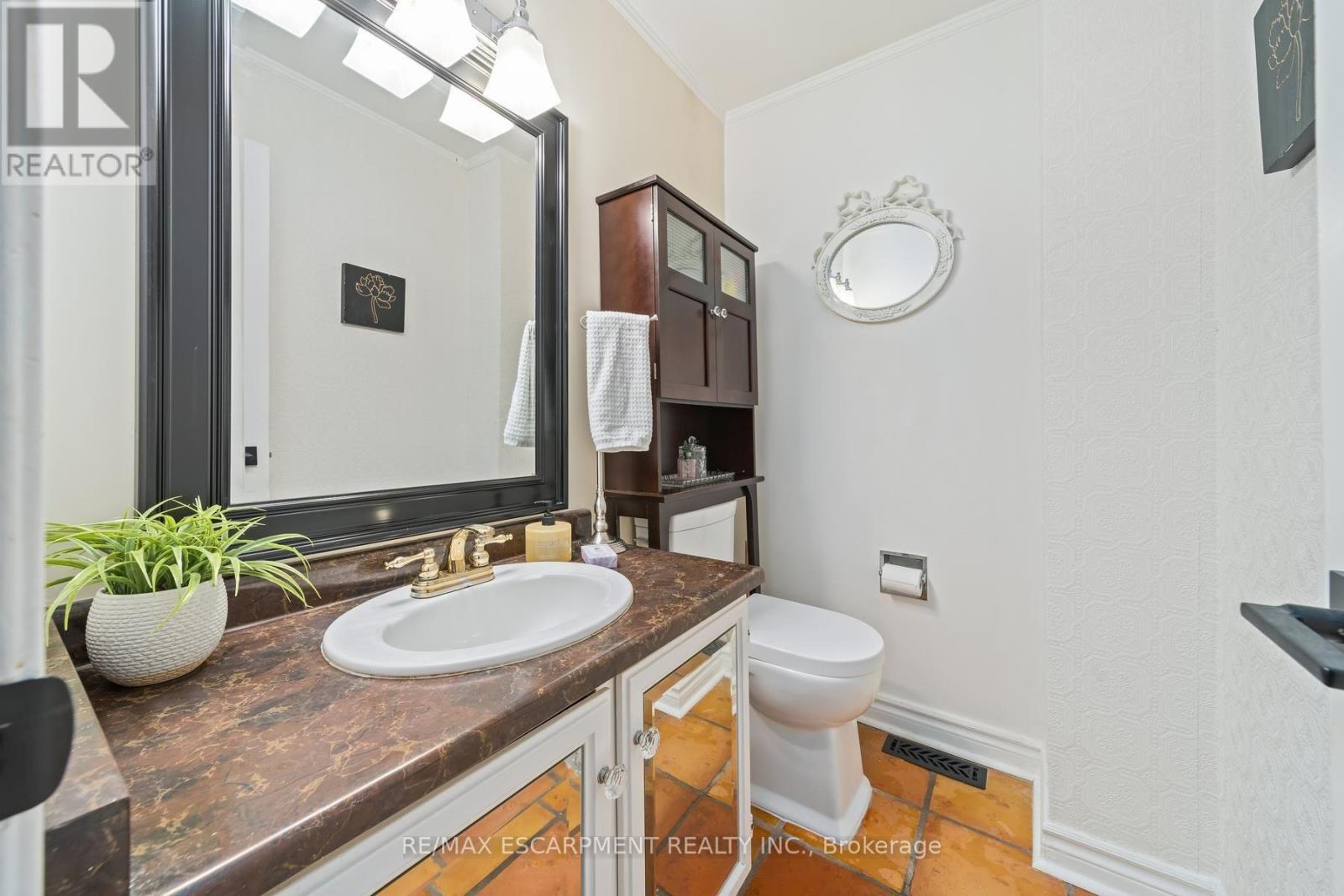 2760 Cathian Court, Mississauga, Ontario  L5L 2C7 - Photo 20 - W13767364