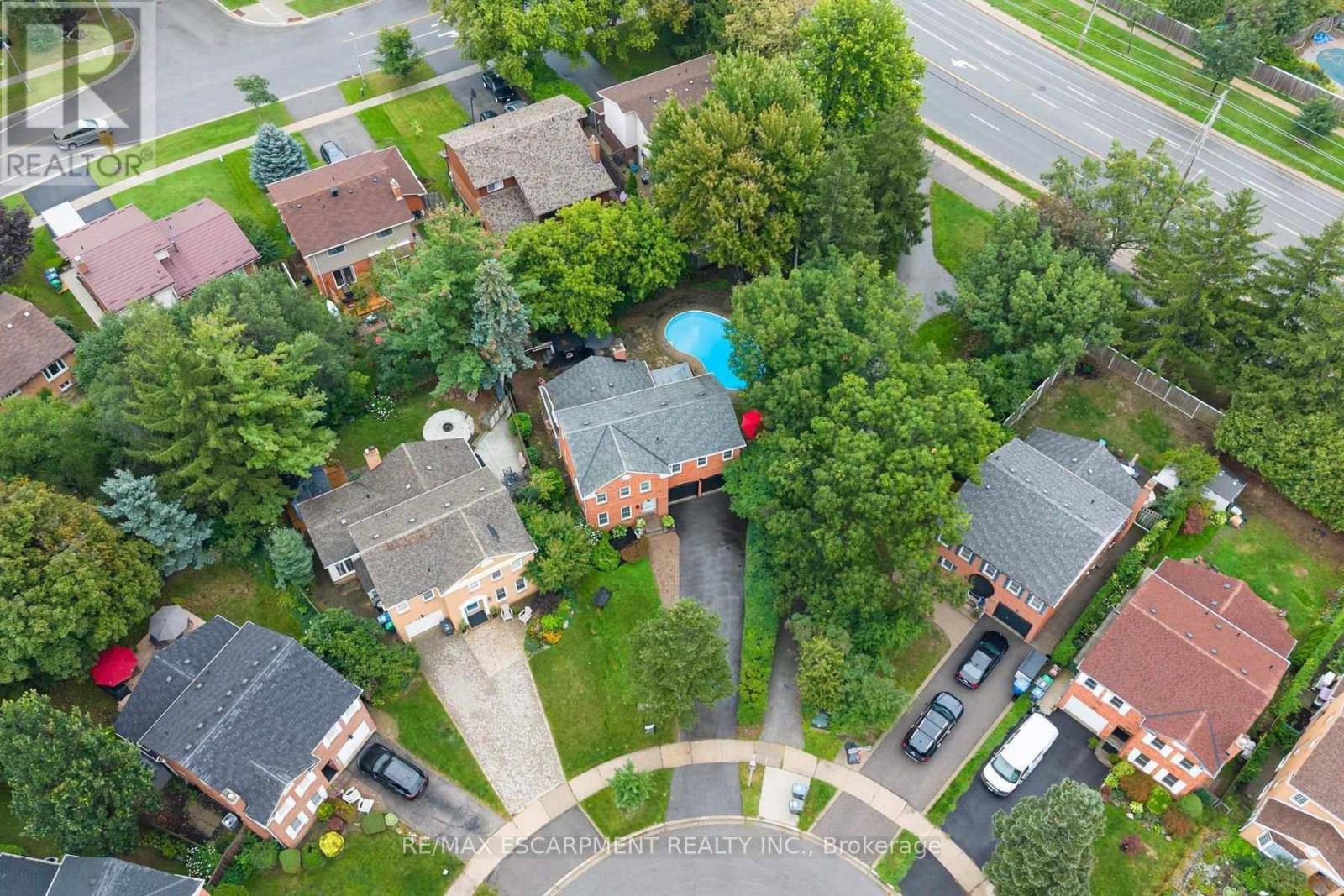 2760 Cathian Court, Mississauga, Ontario  L5L 2C7 - Photo 3 - W13767364