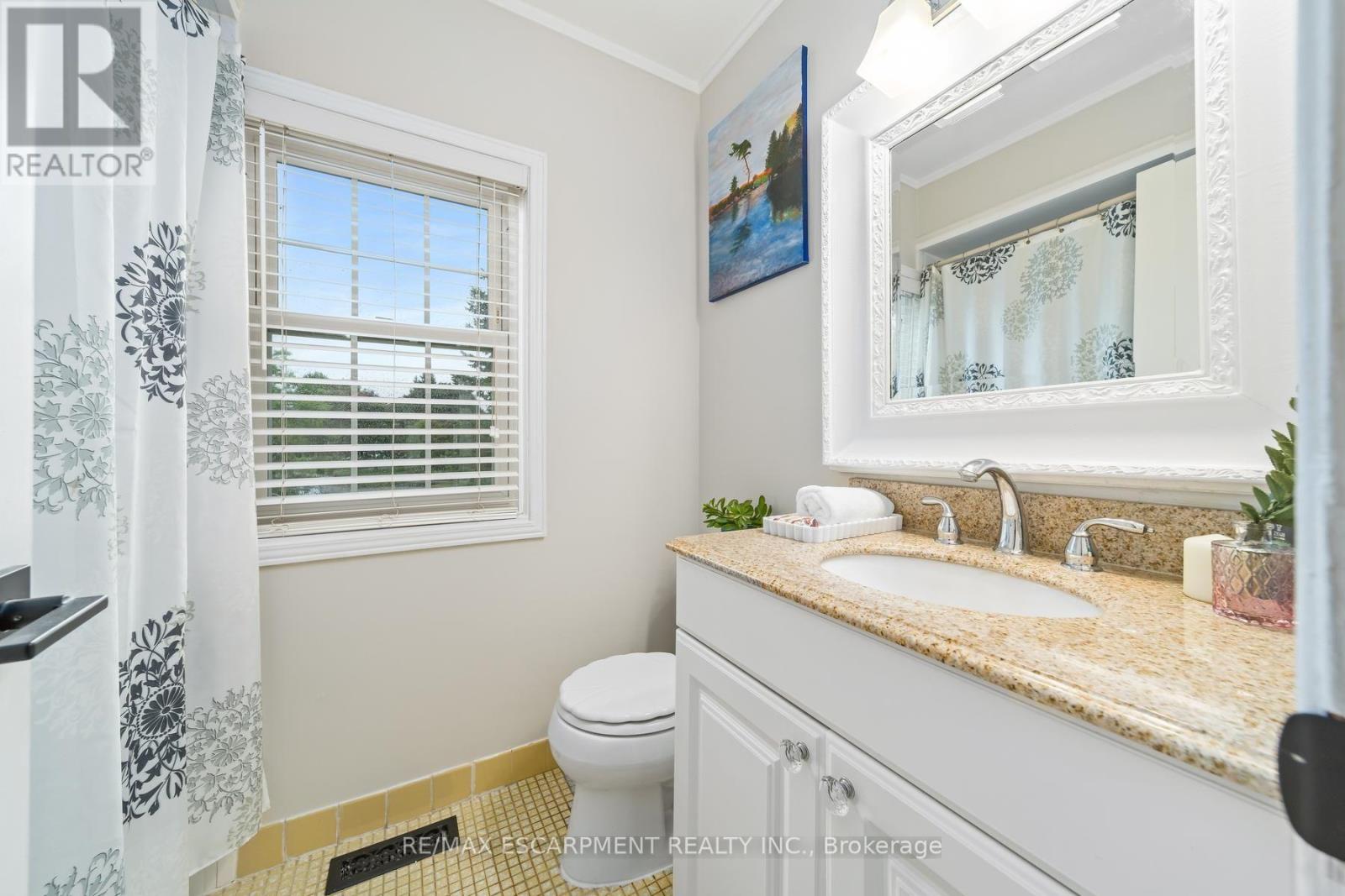 2760 Cathian Court, Mississauga, Ontario  L5L 2C7 - Photo 30 - W13767364