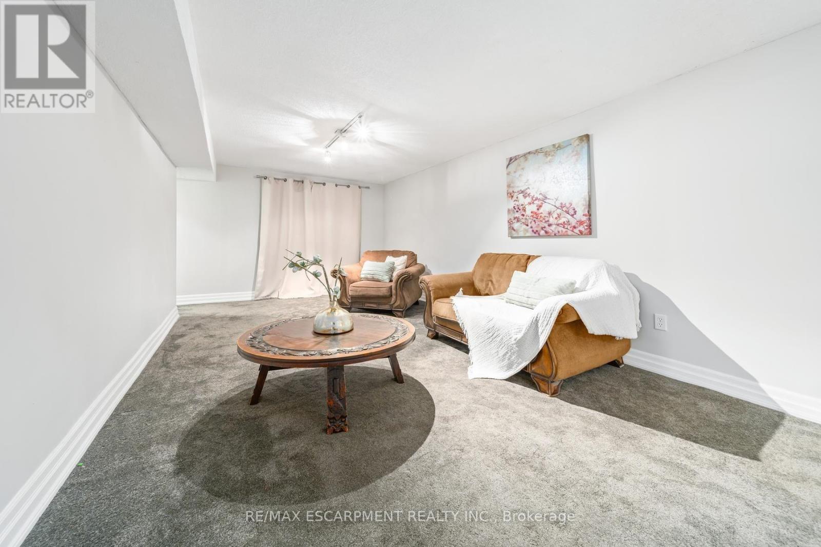 2760 Cathian Court, Mississauga, Ontario  L5L 2C7 - Photo 32 - W13767364