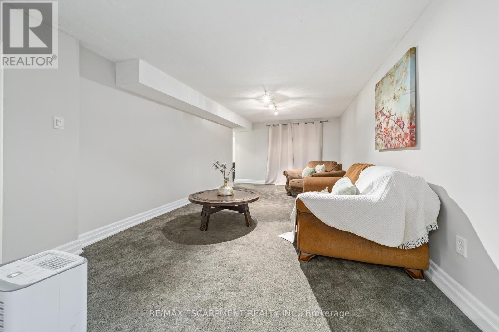2760 Cathian Court, Mississauga, Ontario  L5L 2C7 - Photo 33 - W13767364