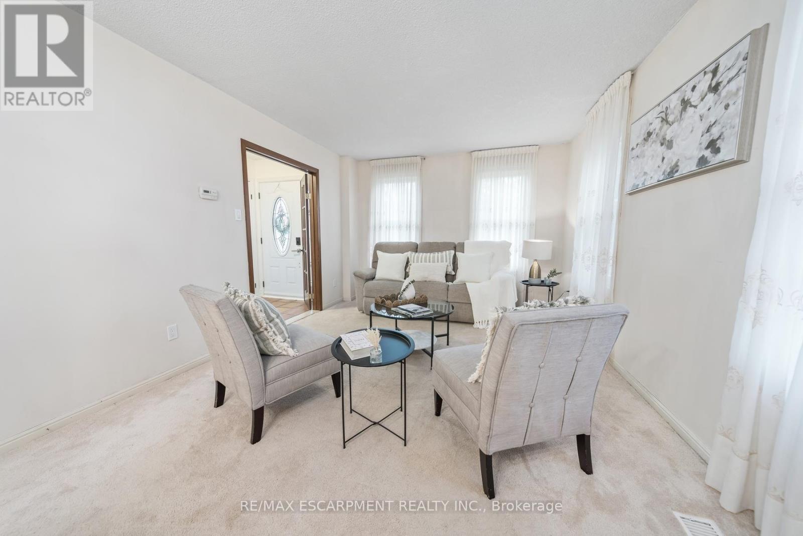 2760 Cathian Court, Mississauga, Ontario  L5L 2C7 - Photo 8 - W13767364