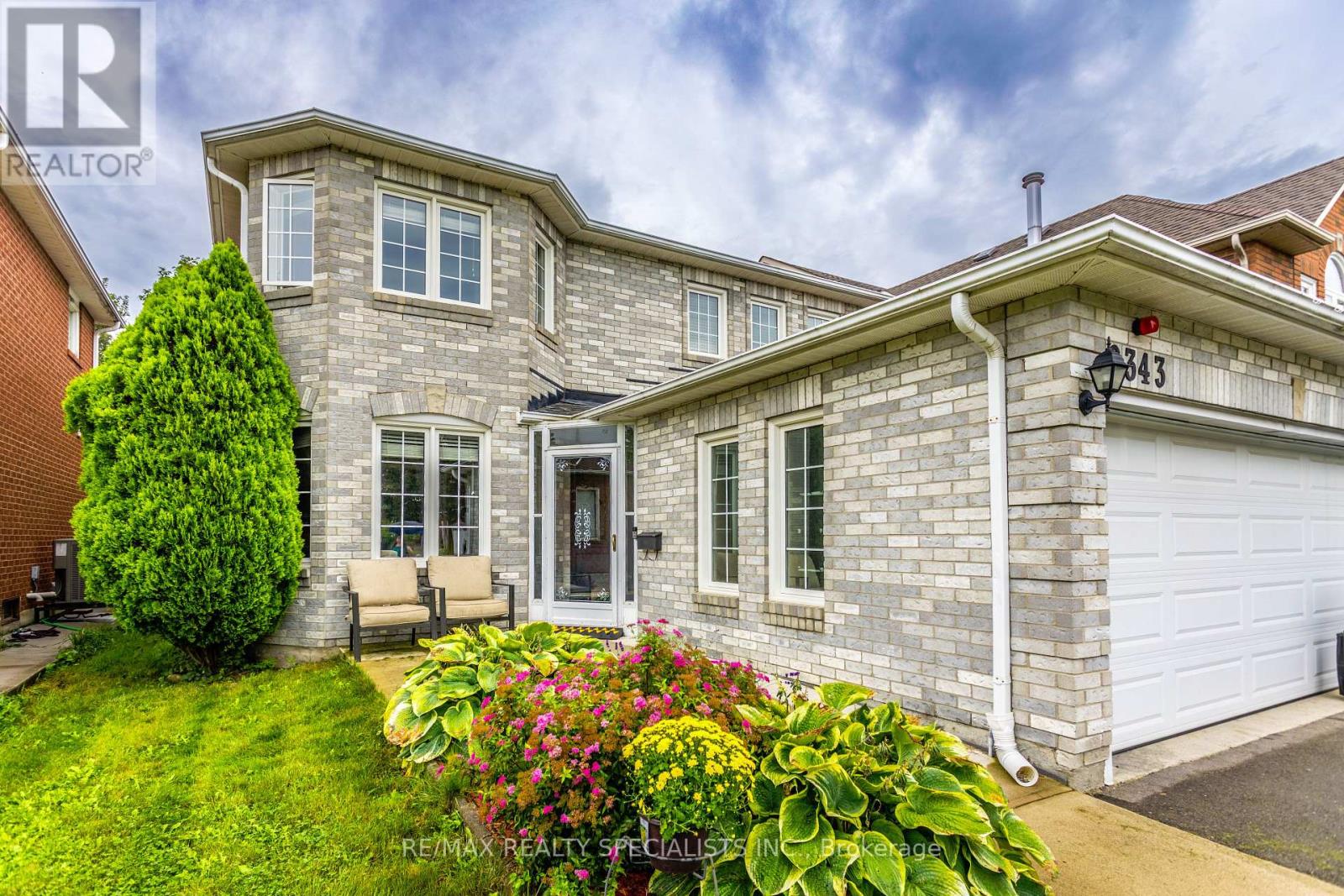 6343 Alderwood Trail, Mississauga, Ontario  L5N 6X1 - Photo 2 - W13767428