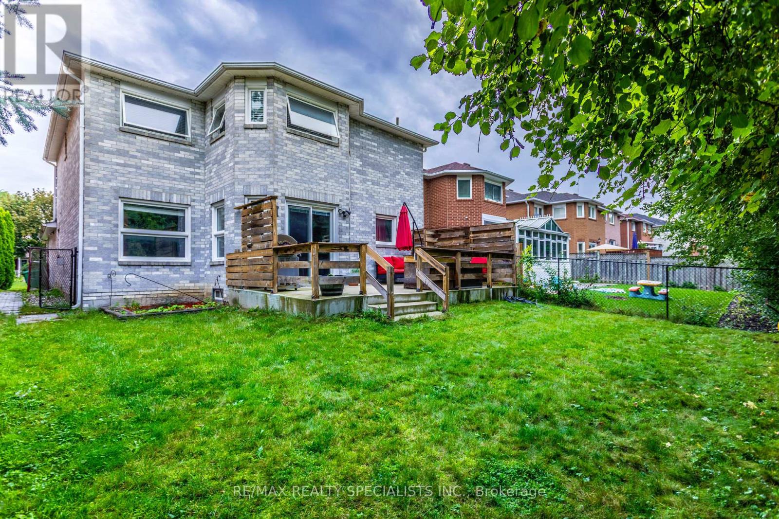6343 Alderwood Trail, Mississauga, Ontario  L5N 6X1 - Photo 43 - W13767428