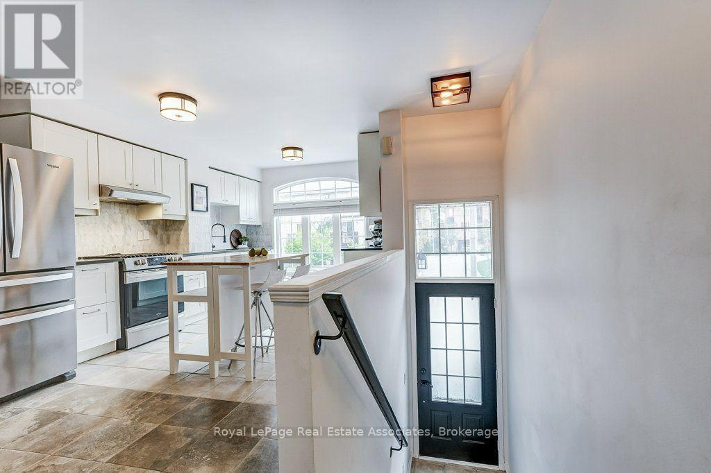 7222 DEANLEE COURT, Mississauga, Ontario