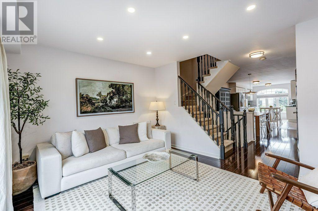 7222 Deanlee Court, Mississauga, Ontario  L5N 8R5 - Photo 12 - W13767468