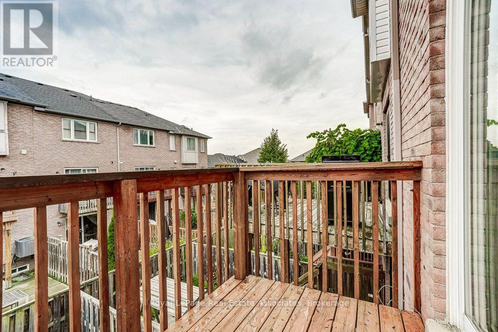 7222 Deanlee Court, Mississauga, Ontario  L5N 8R5 - Photo 14 - W13767468