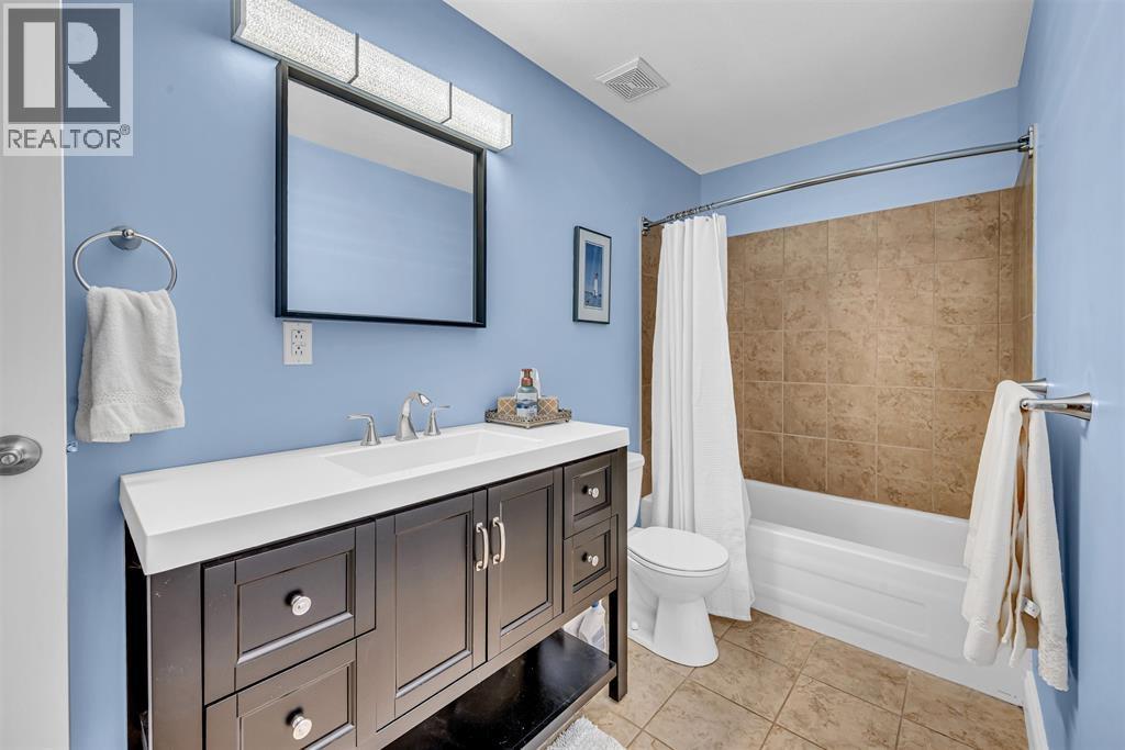 3017 Maplewood Court, Coquitlam, British Columbia  V3E 3P3 - Photo 34 - R3163212