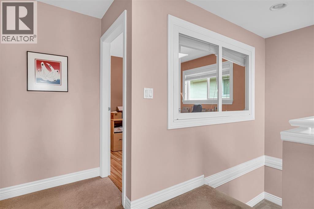 3017 Maplewood Court, Coquitlam, British Columbia  V3E 3P3 - Photo 25 - R3163212