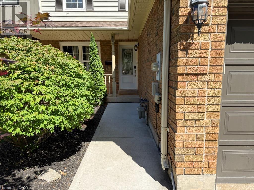 20 Pleasant Grove Terrace, Grimsby, Ontario  L3M 5G8 - Photo 3 - 40862080