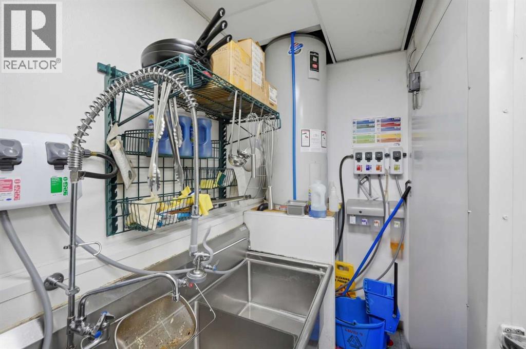 Business Property photo 14