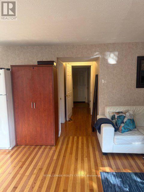 2434 Mainroyal Street, Mississauga, Ontario  L5L 1C9 - Photo 2 - W13767224