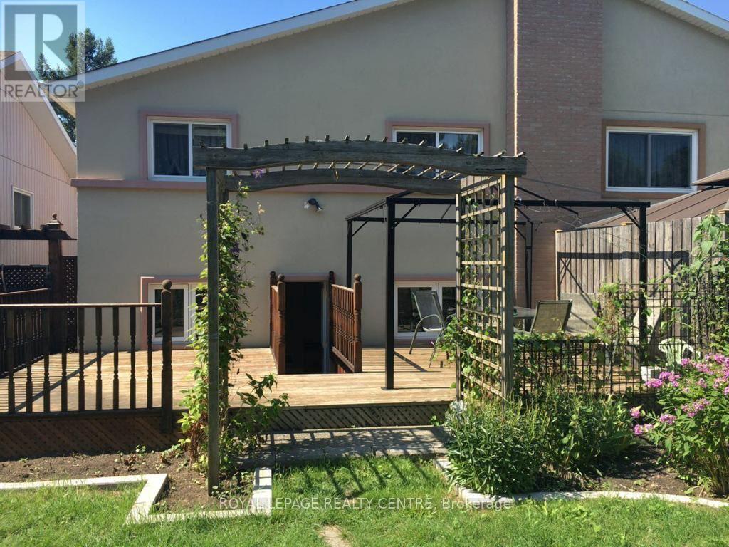 2434 Mainroyal Street, Mississauga, Ontario  L5L 1C9 - Photo 15 - W13767224