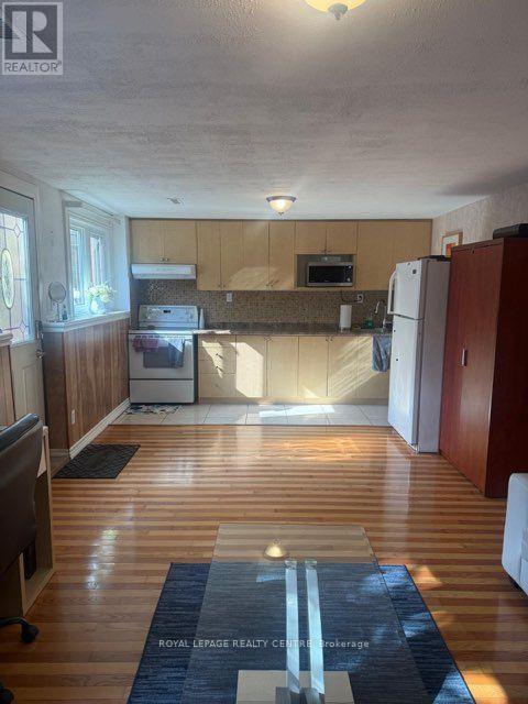 2434 Mainroyal Street, Mississauga, Ontario  L5L 1C9 - Photo 4 - W13767224