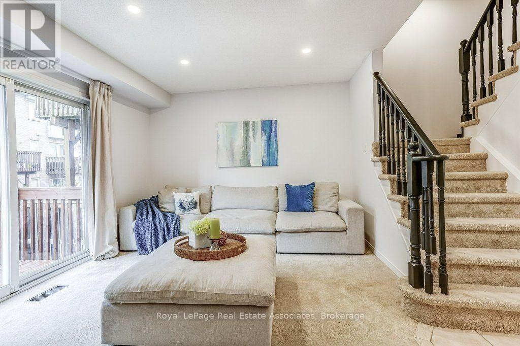 7222 Deanlee Court, Mississauga, Ontario  L5N 8R5 - Photo 27 - W13767468