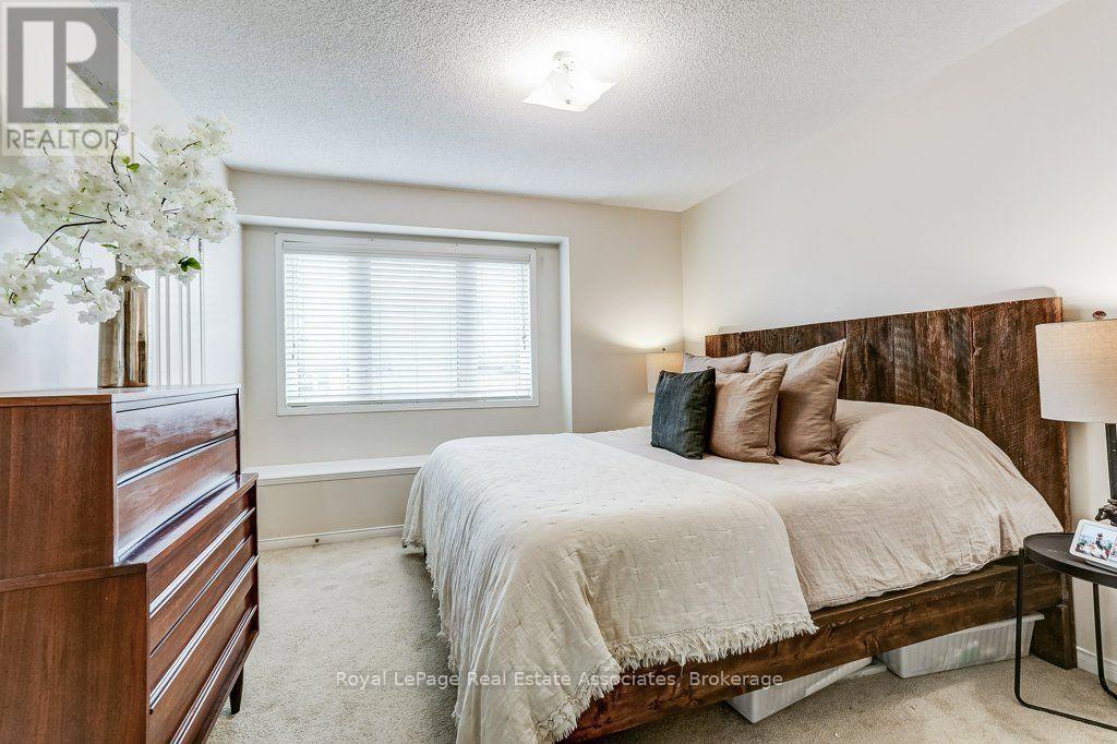 7222 Deanlee Court, Mississauga, Ontario  L5N 8R5 - Photo 20 - W13767468