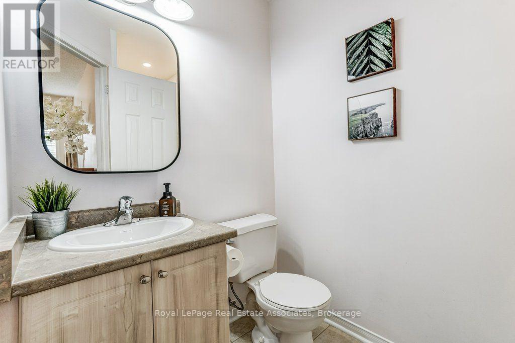 7222 Deanlee Court, Mississauga, Ontario  L5N 8R5 - Photo 24 - W13767468