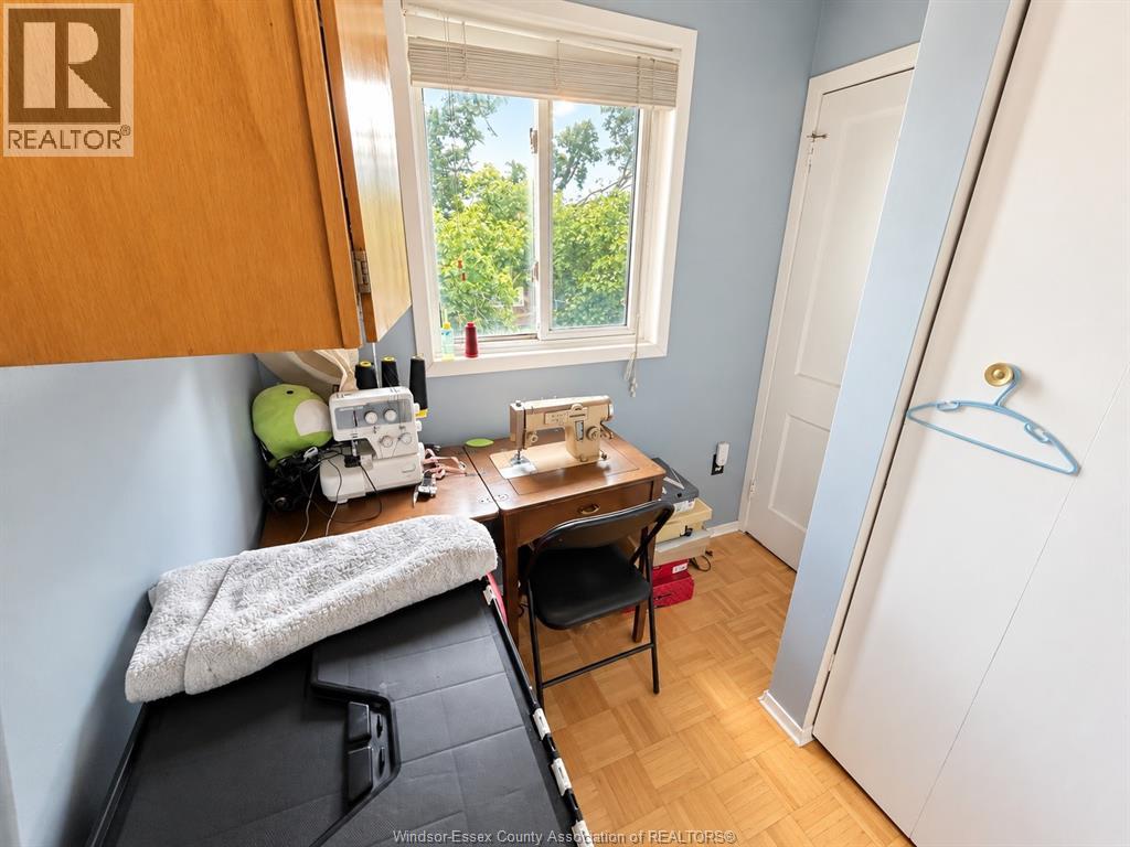 972 Bruce, Windsor, Ontario  N9A 4X7 - Photo 14 - 26022160