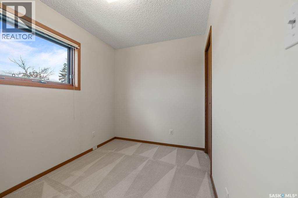 3806 Rae Street, Regina, Saskatchewan  S4S 3A1 - Photo 14 - SK048032