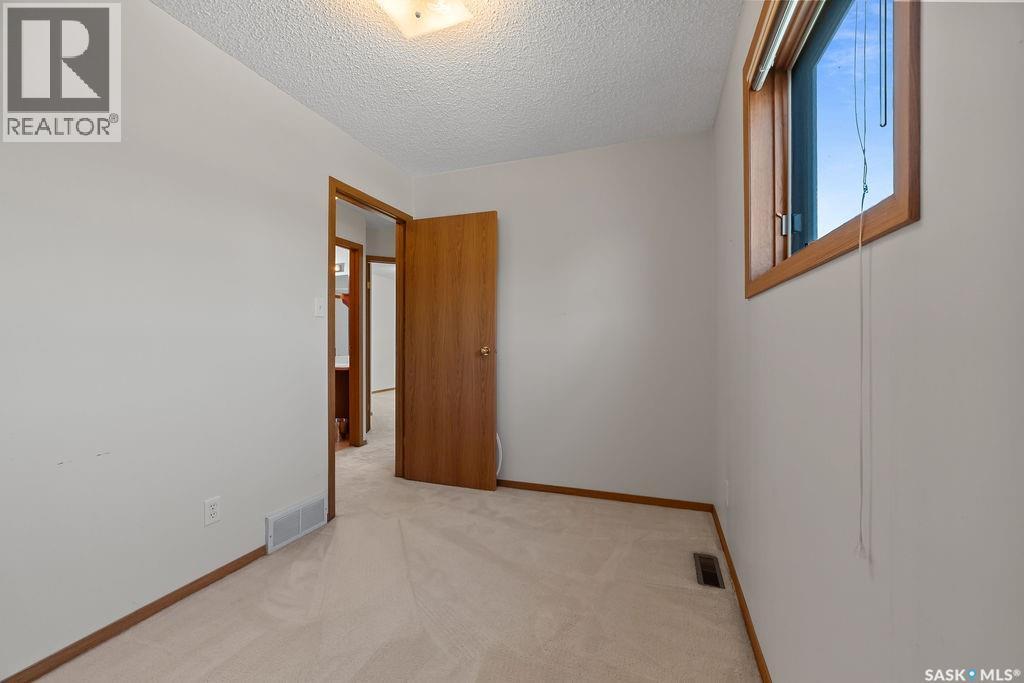 3806 Rae Street, Regina, Saskatchewan  S4S 3A1 - Photo 15 - SK048032