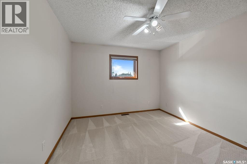 3806 Rae Street, Regina, Saskatchewan  S4S 3A1 - Photo 19 - SK048032