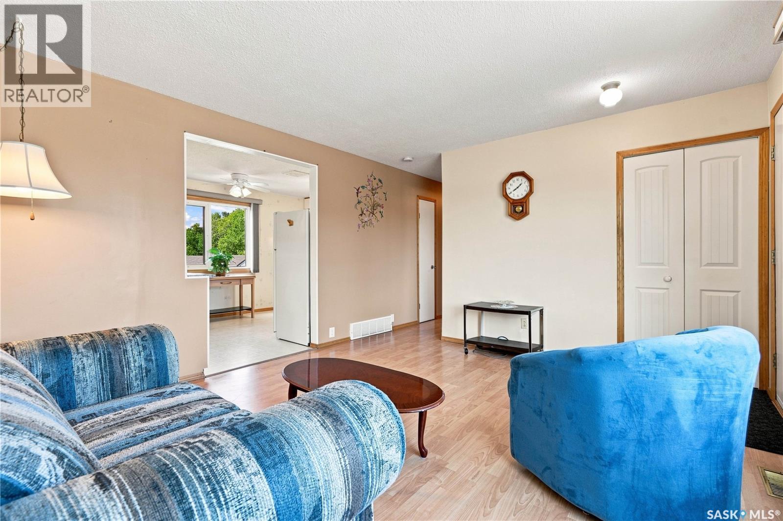 54 Klaehn Crescent, Saskatoon, Saskatchewan  S7L 4G5 - Photo 8 - SK048008
