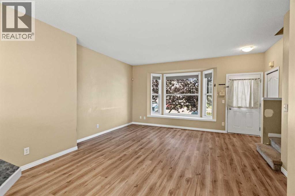 904, 703 Luxstone Square SW, Airdrie, Alberta  T4B 0A4 - Photo 4 - A2339402