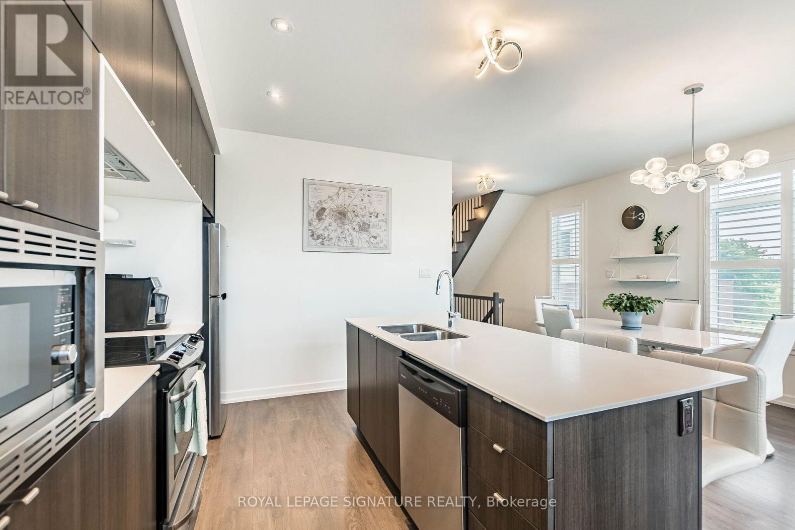 3121 Mintwood Circle, Oakville, Ontario  L6H 0P2 - Photo 9 - W13767370